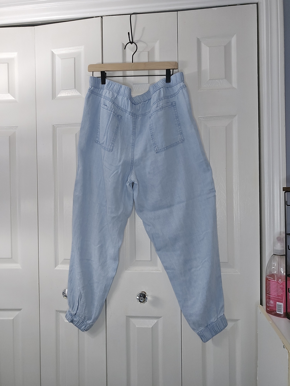 Nine West Light Wash Joggers - Picture 3 of 3
